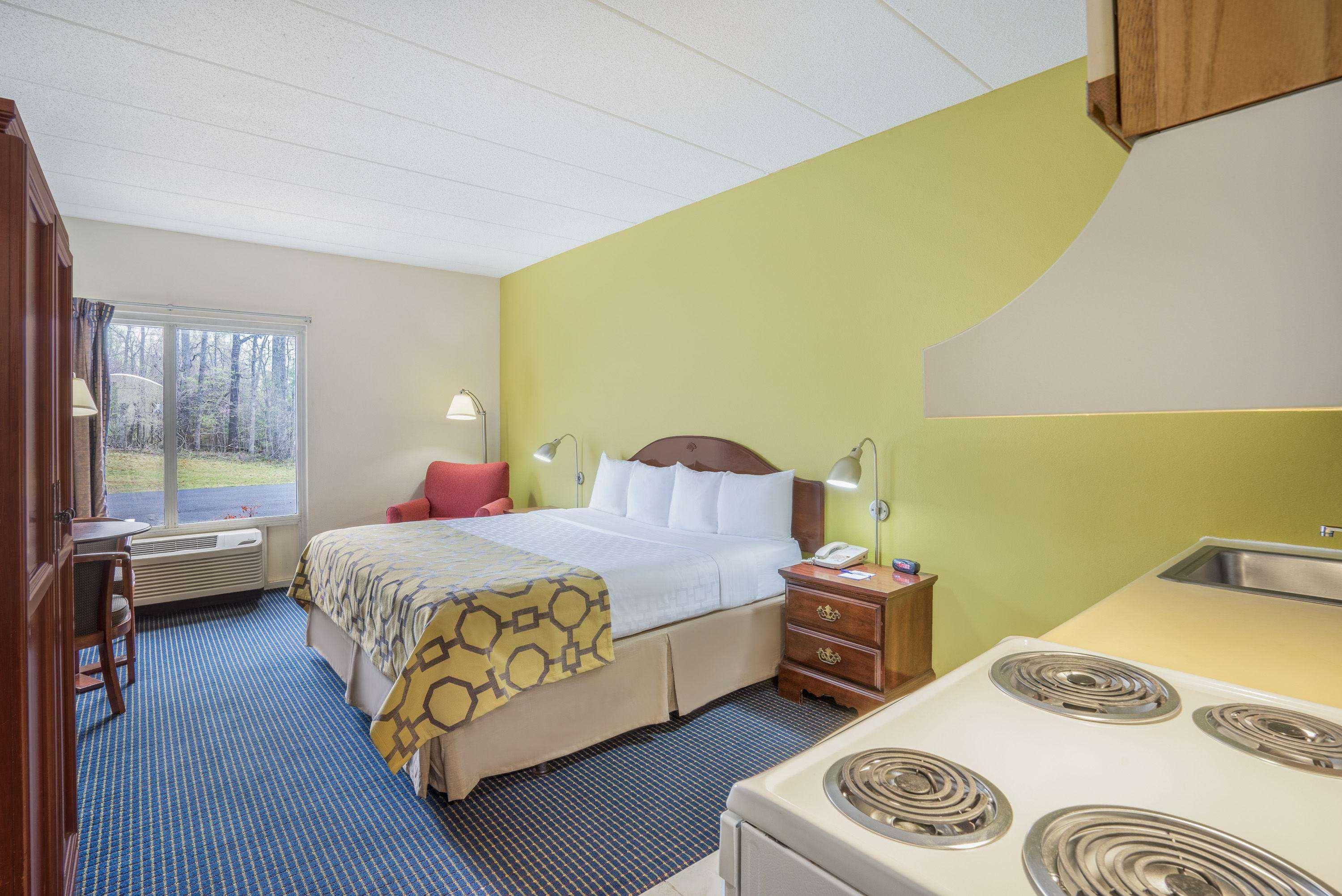 Baymont By Wyndham Warrenton Hotel Buitenkant foto